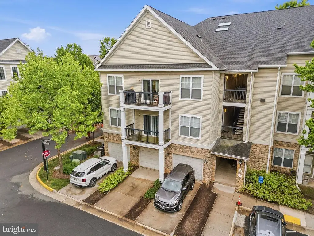 5172 William Colin Ct #a, Centreville, VA 20120 - #1