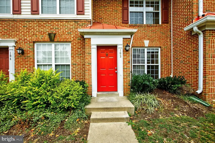 2492 Quick St #103, Herndon, VA 20171 - #2