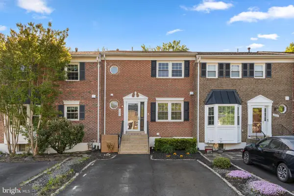 7201 Lake Cove Dr, ALEXANDRIA, VA 22315