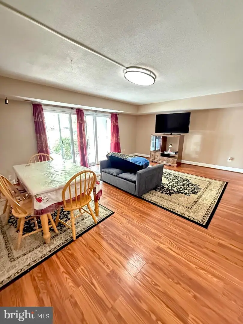 3810 Laramie Pl, Alexandria, VA 22309 - #1