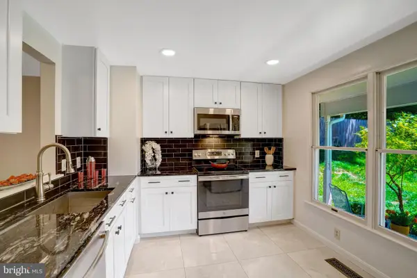 7558 Wood Mist Lane, FALLS CHURCH, VA 22043