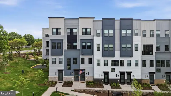 14435 Glen Manor Dr #603, CHANTILLY, VA 20151