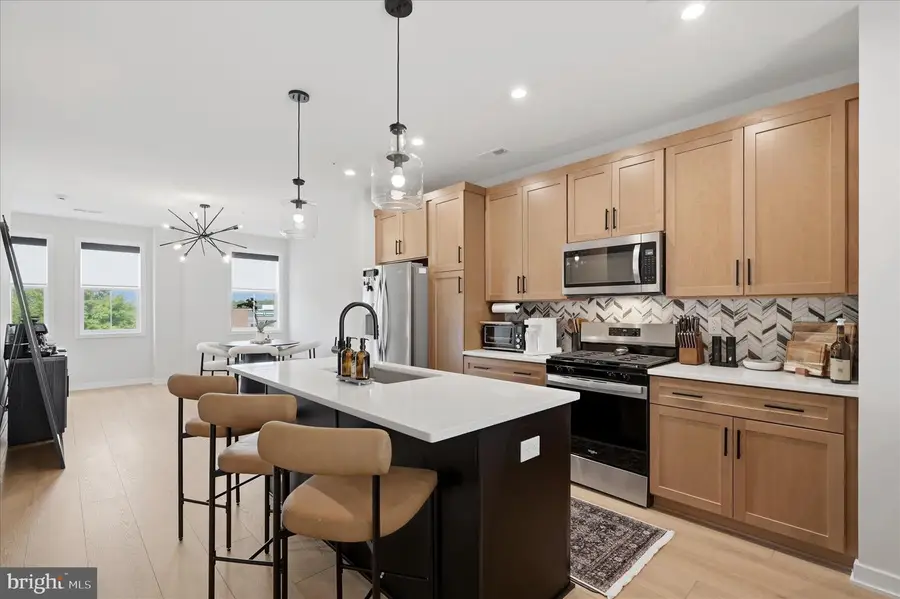 14435 Glen Manor Dr #603, Chantilly, VA 20151 - #3