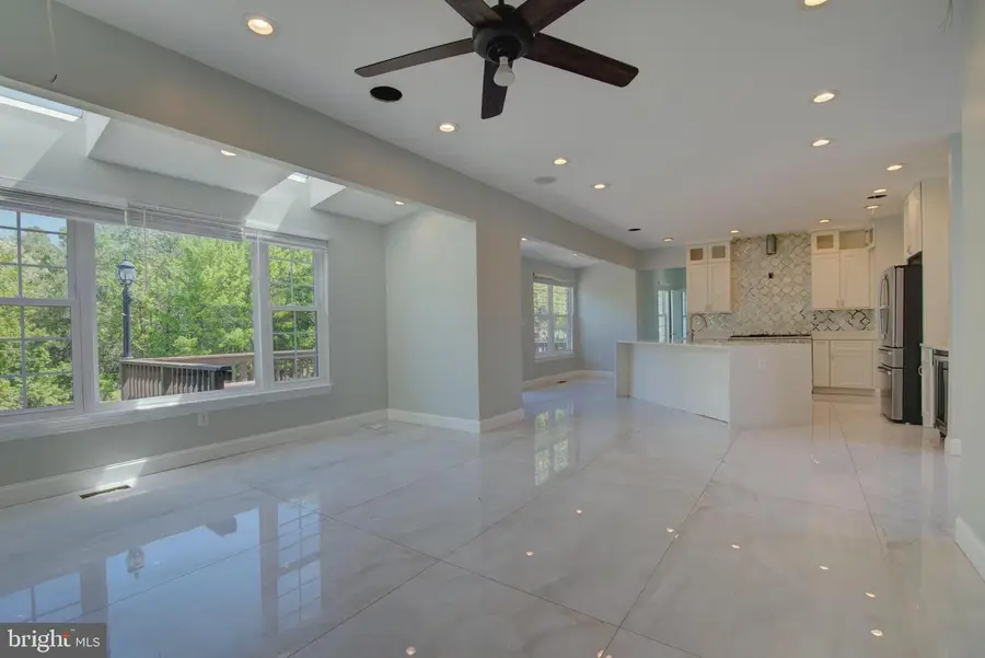 6137 Deer Ridge Trl, Springfield, VA 22150 - #2