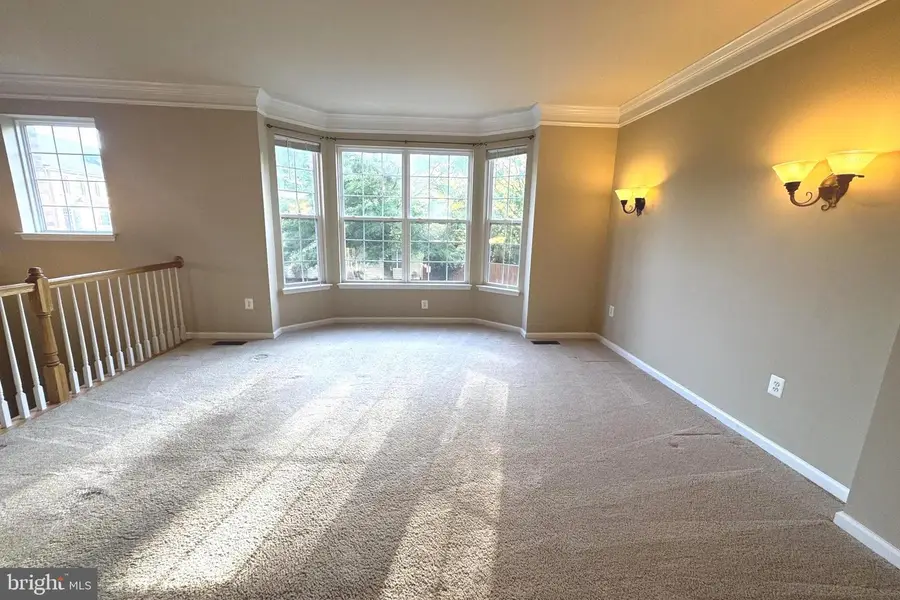 4477 Monmouth St, Fairfax, VA 22030 - #3