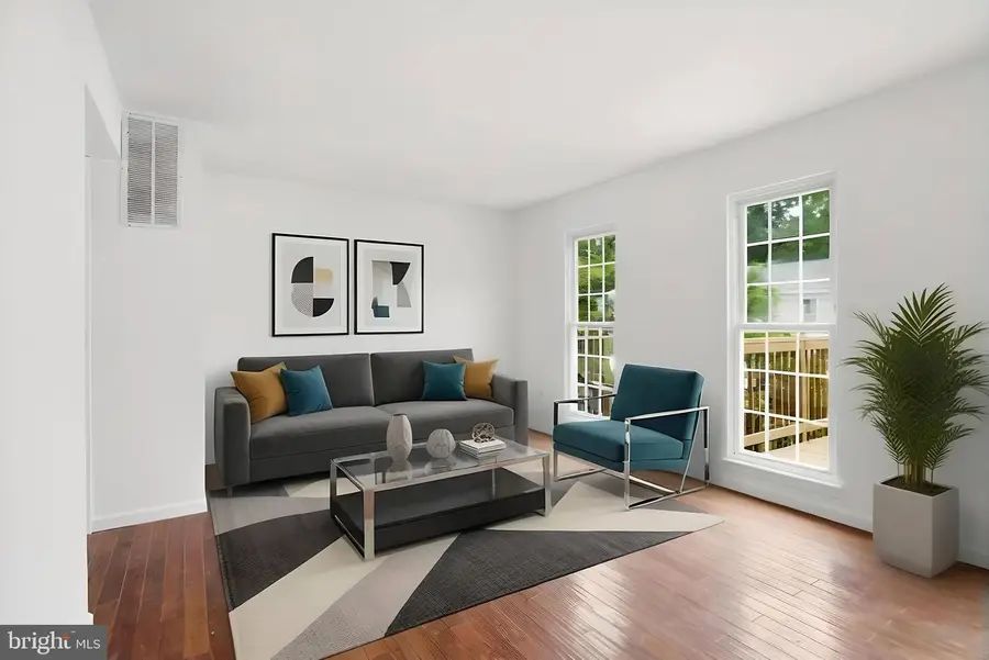 10070 Apple Wood Ct, Burke, VA 22015 - #2