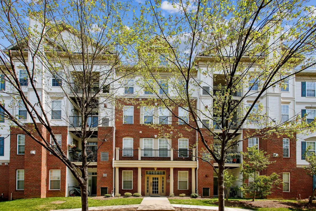 11506 Sperrin Cir #405, Fairfax, VA 22030 - #1