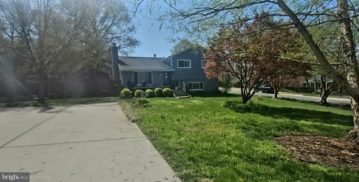 3009 Marl Pat Dr, Alexandria, VA 22310 - #1