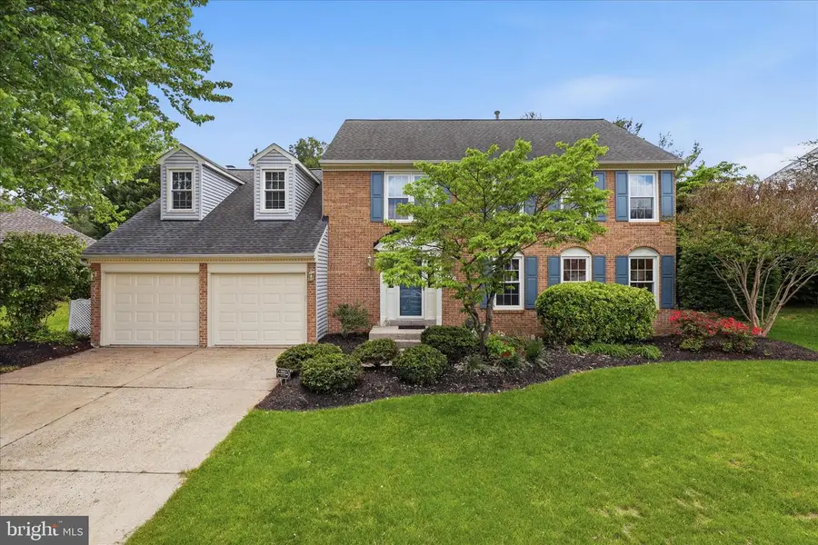 5245 Glen Meadow Rd, Centreville, VA 20120 - #2