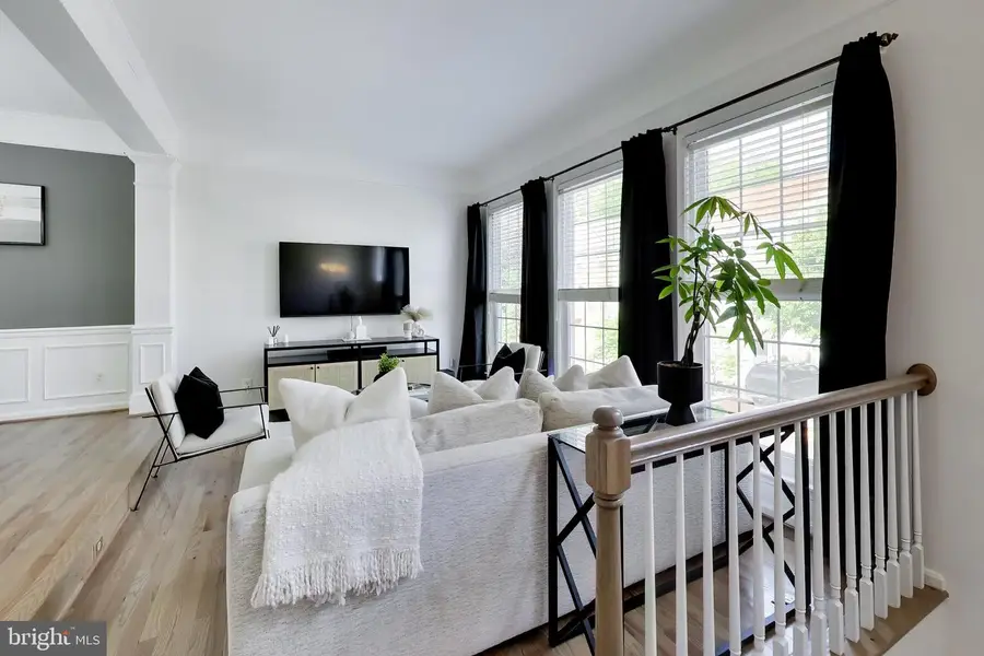 7516 Lamoyne Ct, Alexandria, VA 22315 - #3