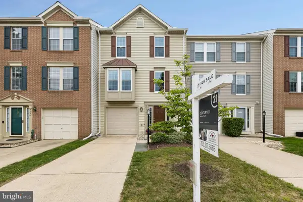 7452 Gadsby Sq, ALEXANDRIA, VA 22315