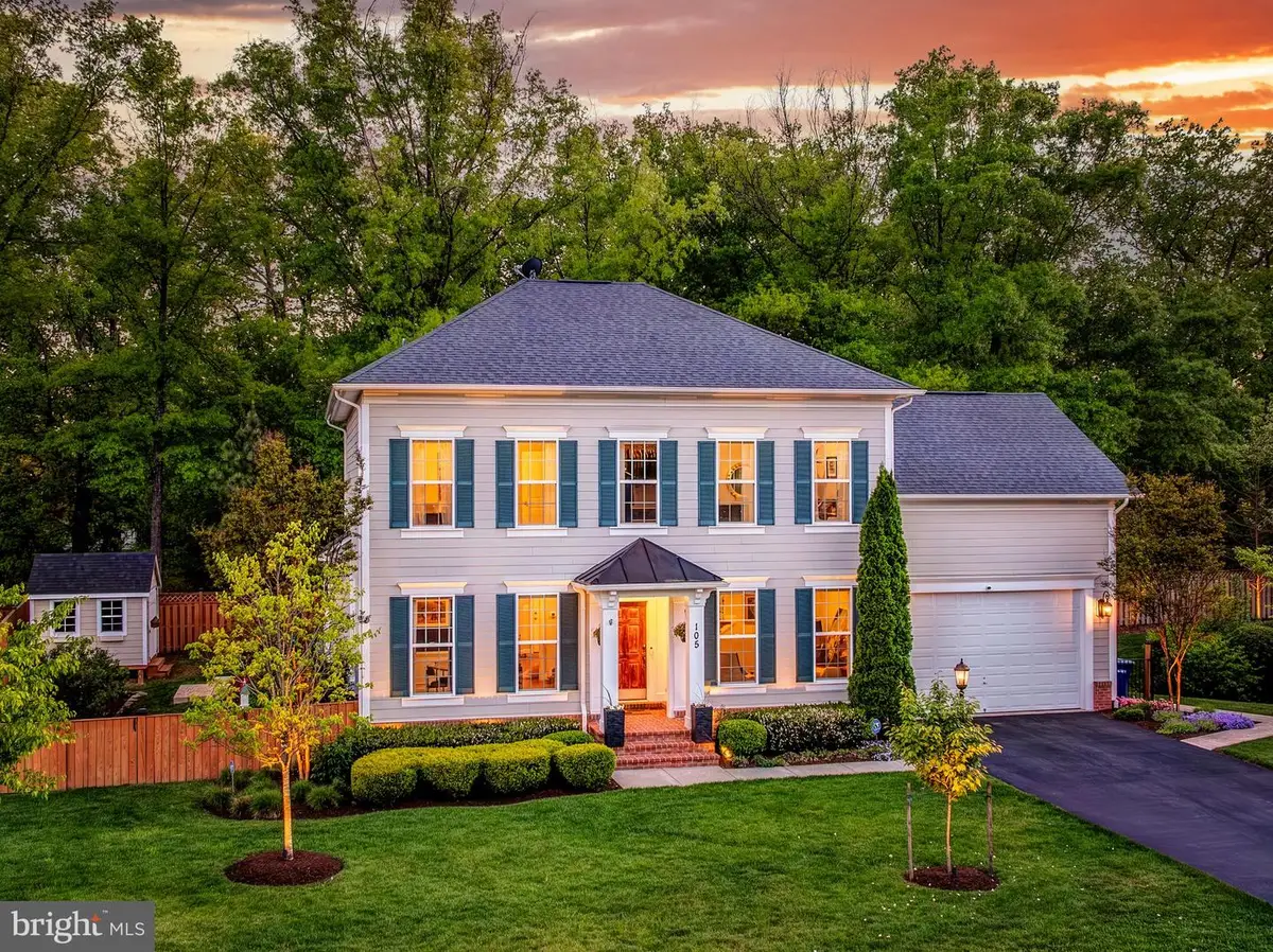 105 Heglar Oaks Ct, Herndon, VA 20170 - #1