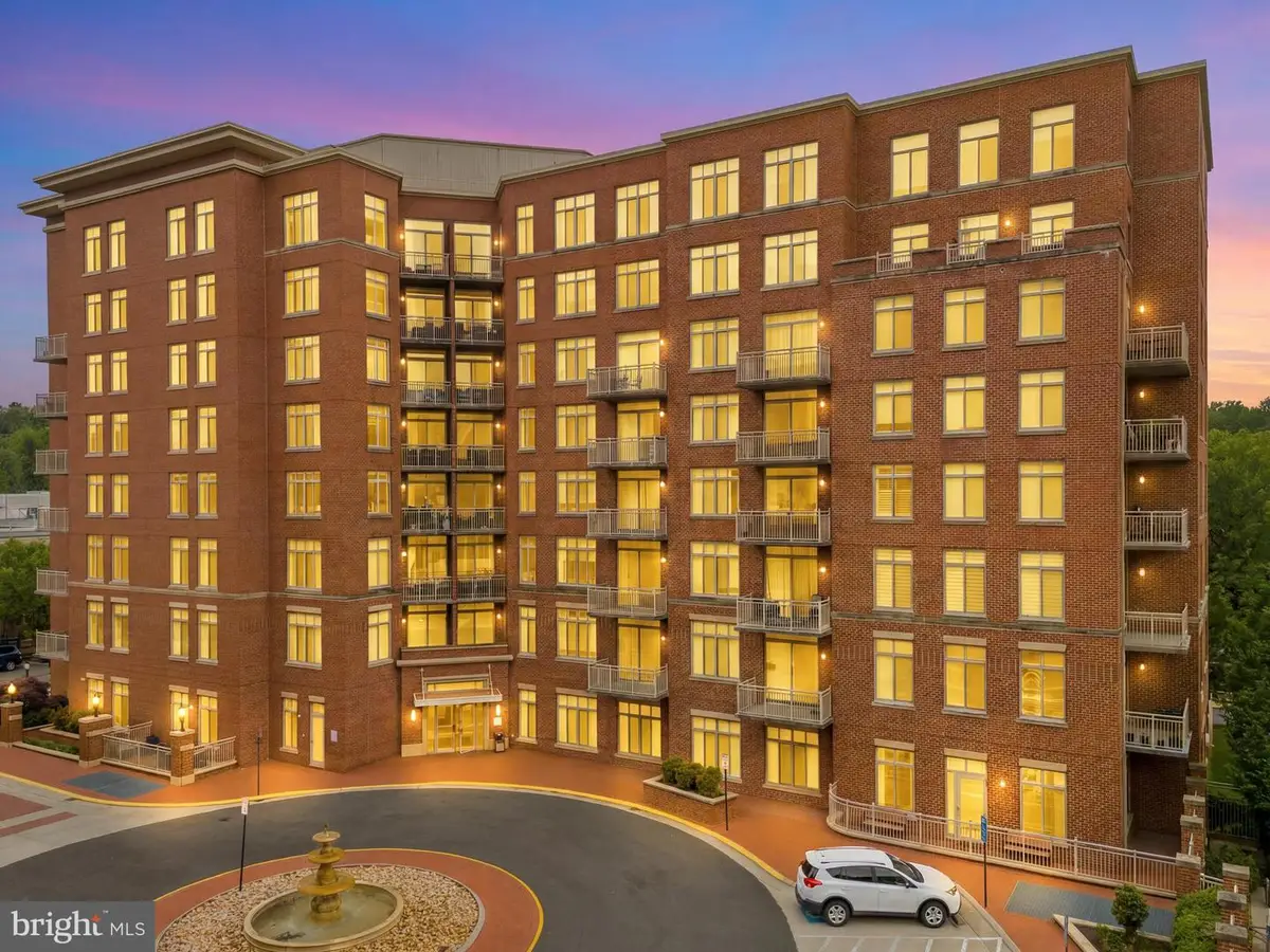 4490 Market Commons Dr #413, Fairfax, VA 22033 - #1