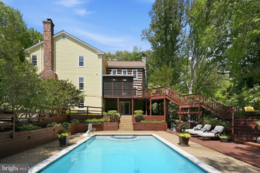 10204 Yellow Pine Dr, Vienna, VA 22182 - #3