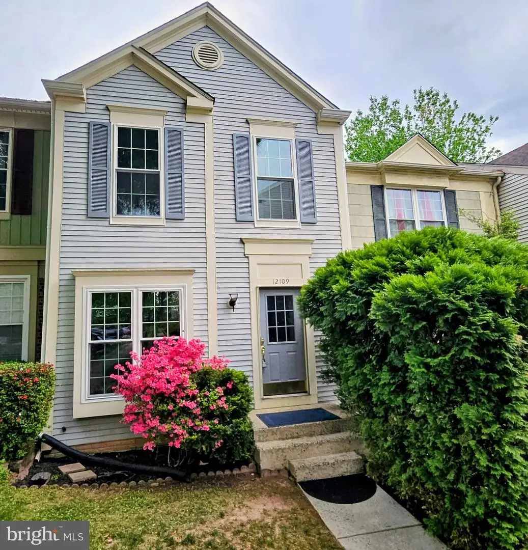 12109 Wedgeway Pl, Fairfax, VA 22033 - #1