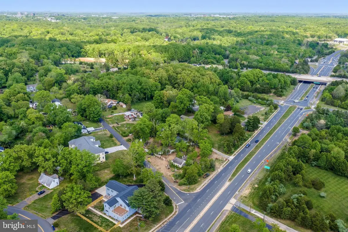 5419 Sasher Ln, Fairfax, VA 22030 - #1