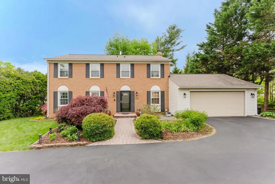 9923 Marquand Dr, Burke, VA 22015 - #3