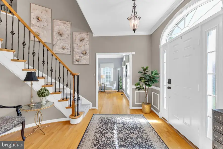 8323 Argent Cir, Fairfax Station, VA 22039 - #2