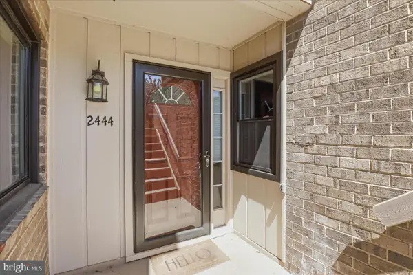 2444 Glengyle Dr #242, VIENNA, VA 22181