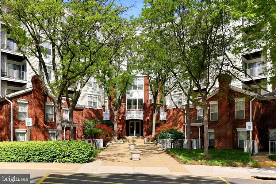 1625 International Dr #316, McLean, VA 22102 - #2