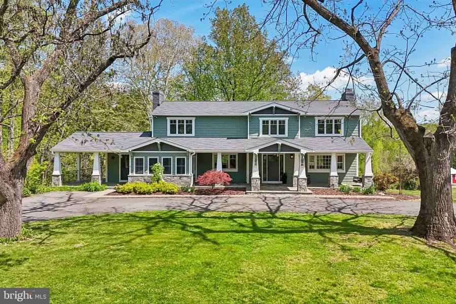 7017 Union Mill Rd, Clifton, VA 20124 - #2