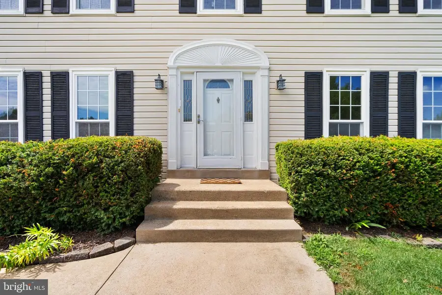 1454 Parkvale Ct, Herndon, VA 20170 - #2