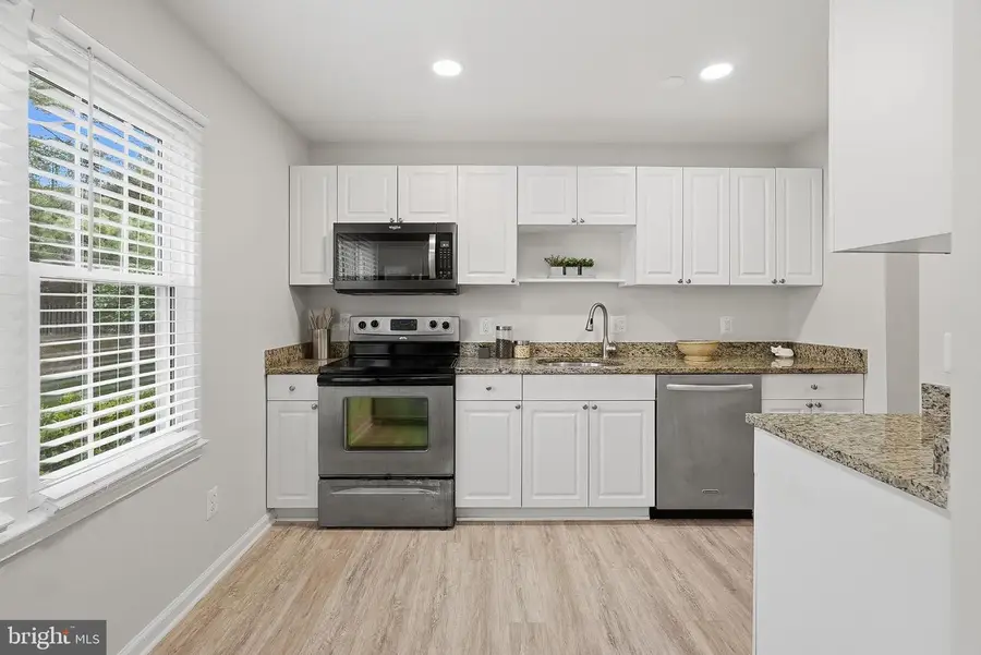 6424 Birch Leaf Ct, Burke, VA 22015 - #3