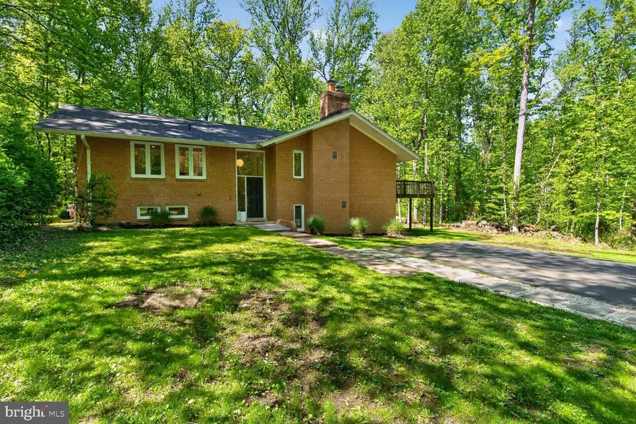 12128 Basset Ln, Reston, VA 20191 - #2