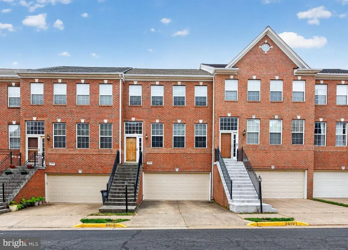 2612 Logan Wood Dr, Herndon, VA 20171 - #1
