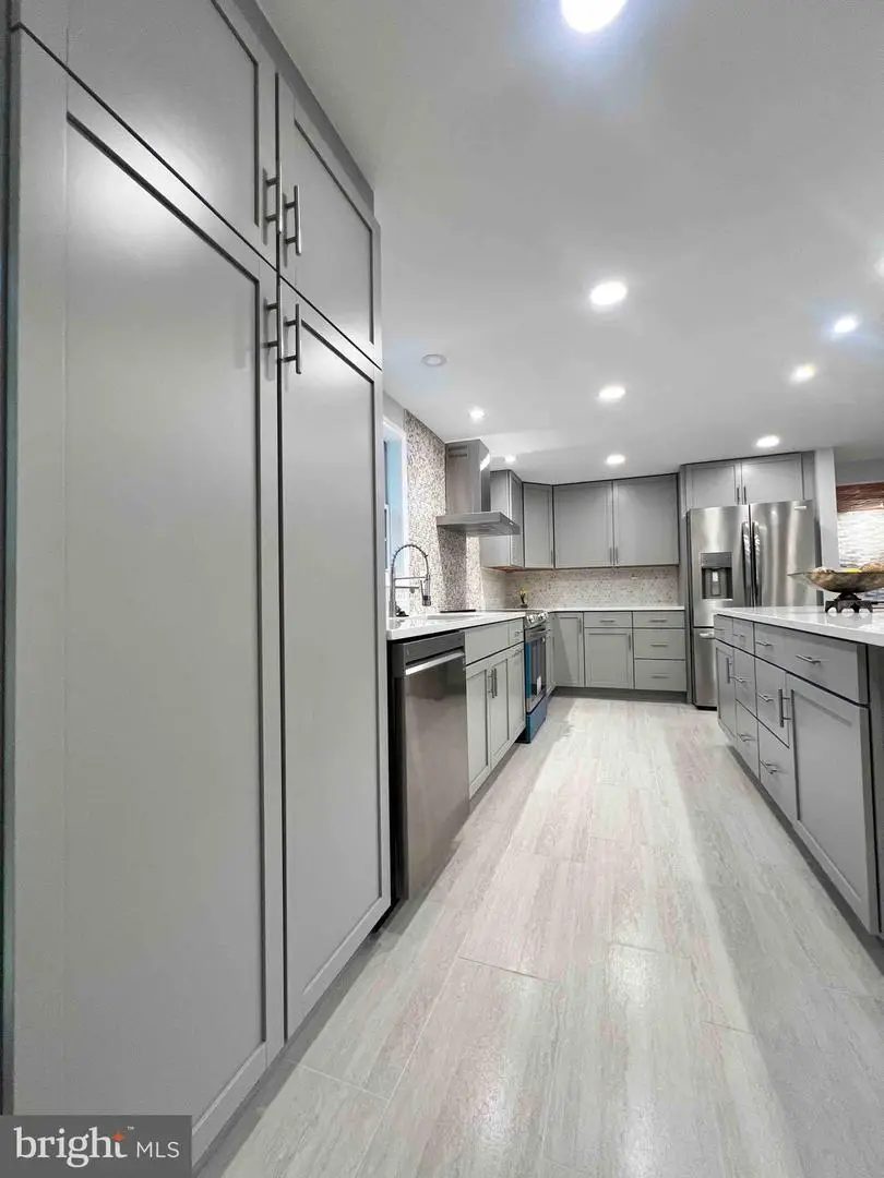 2283 Dosinia Ct, Reston, VA 20191 - #2