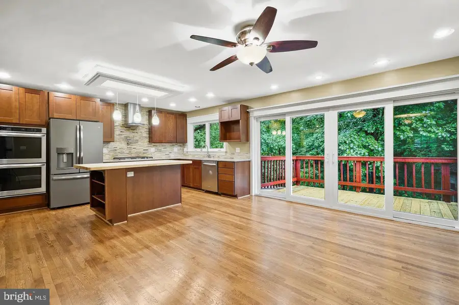 3903 Ivydale Dr, Annandale, VA 22003 - #3