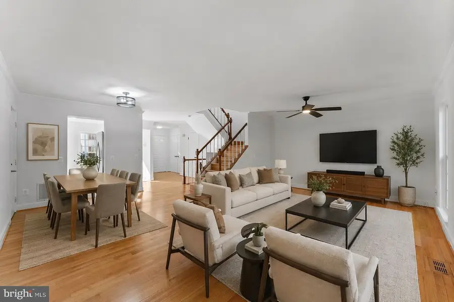 5926 Powells Landing Rd, Burke, VA 22015 - #2