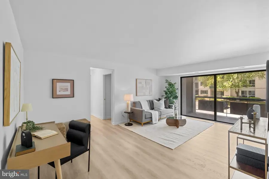 7615 Lee Hwy #202, Falls Church, VA 22042 - #3