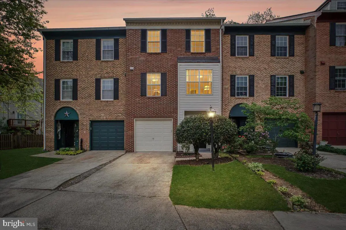 6013 Crocus Ct, Alexandria, VA 22310 - #1