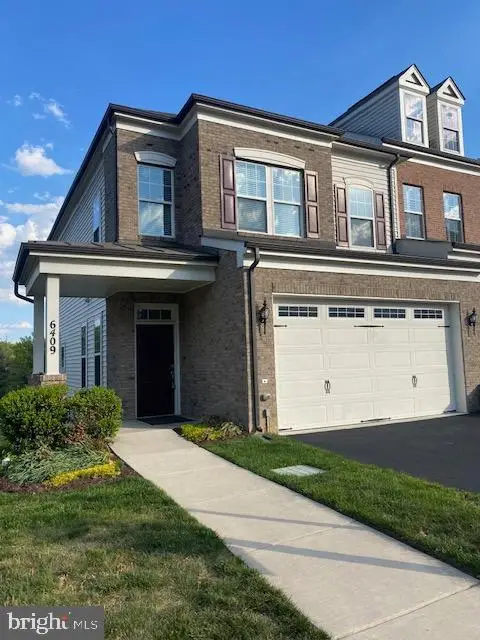 6409 Beatles Ln #8, Alexandria, VA 22310 - #2