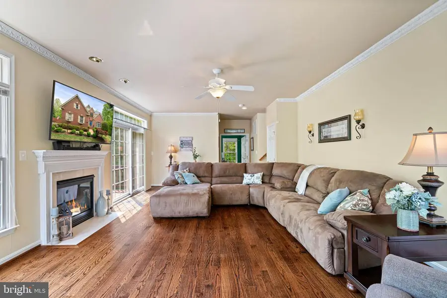 8000 Pohick Rd, Springfield, VA 22153 - #3