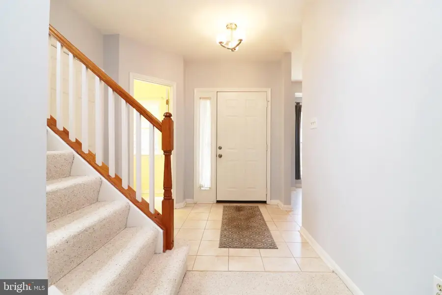 5133 Castle Harbor Way, Centreville, VA 20120 - #3