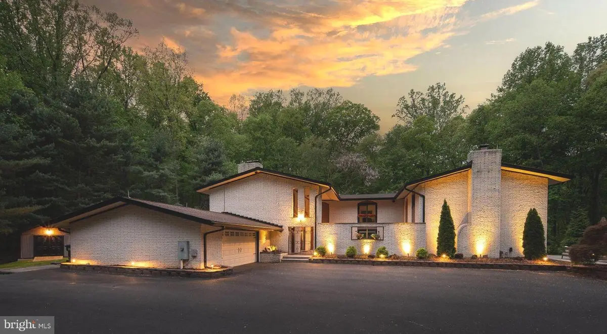 7506 Jumping Horse Ln, Fairfax Station, VA 22039 - #1