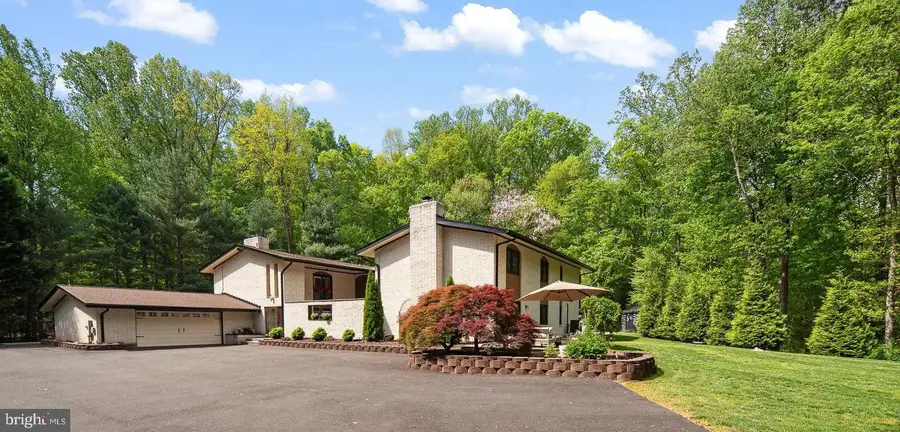 7506 Jumping Horse Ln, Fairfax Station, VA 22039 - #2