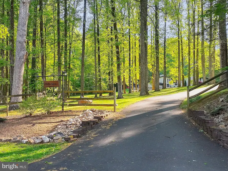 7506 Jumping Horse Ln, Fairfax Station, VA 22039 - #3