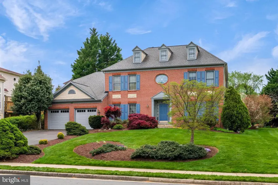 5501 Ashleigh Rd, Fairfax, VA 22030 - #2