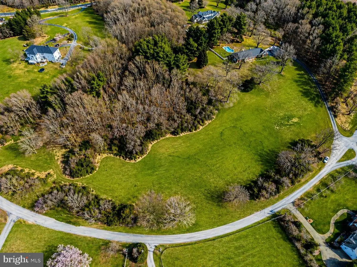 6805 White Rock Rd, Clifton, VA 20124 - #1