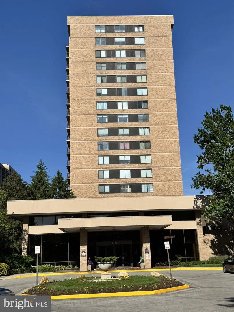 3713 S George Mason Dr #1005, Falls Church, VA 22041 - #1