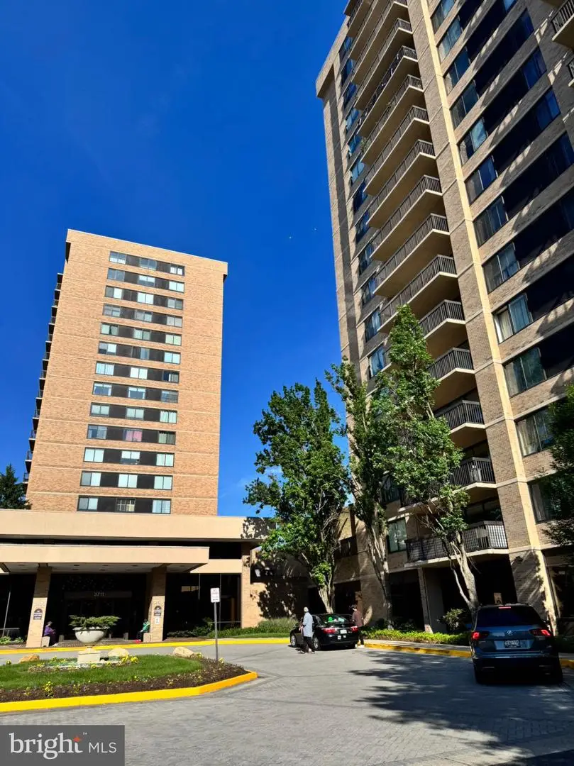 3713 S George Mason Dr #1005, Falls Church, VA 22041 - #2
