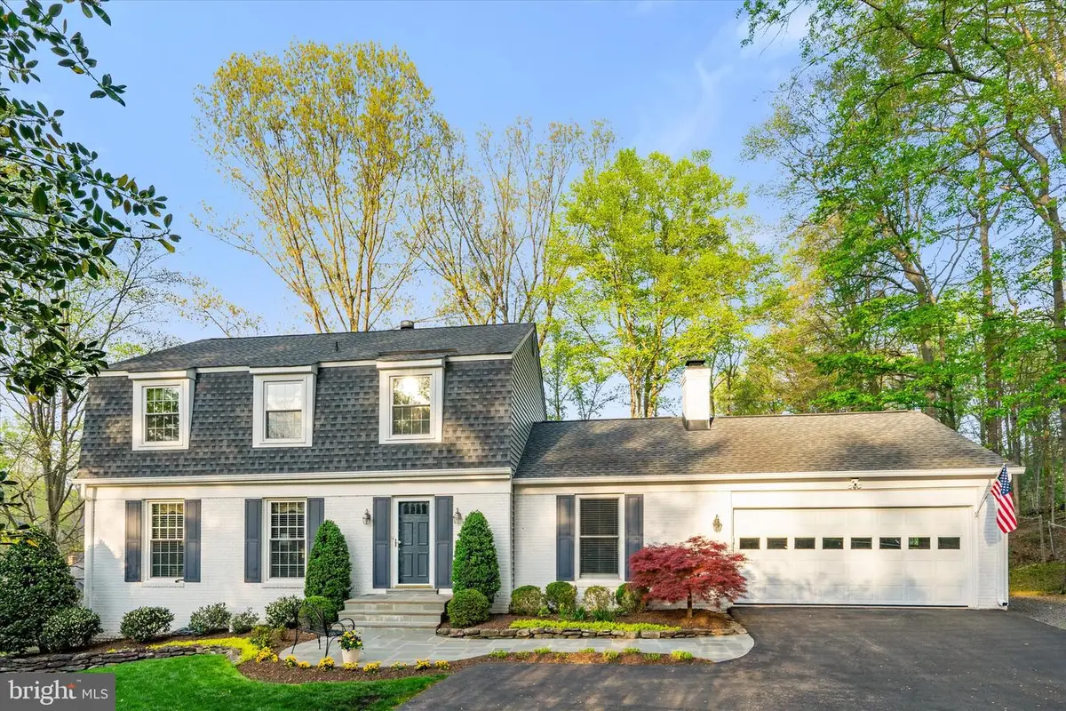 4949 Sabra Ln, Annandale, VA 22003 - #1