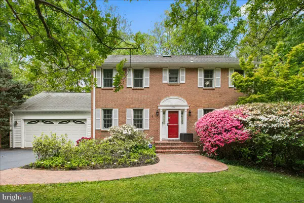 10741 Midsummer Dr, RESTON, VA 20191