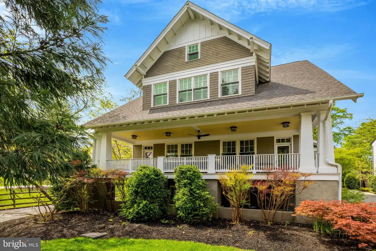 1506 Pathfinder Ln, McLean, VA 22101 - #1