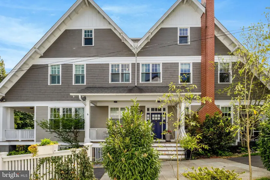 1506 Pathfinder Ln, McLean, VA 22101 - #2