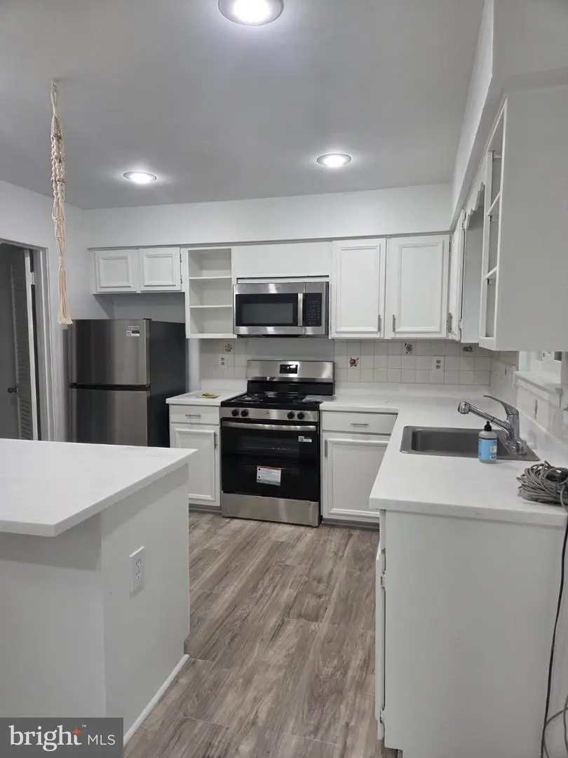 2974 Borge St, Oakton, VA 22124 - #2