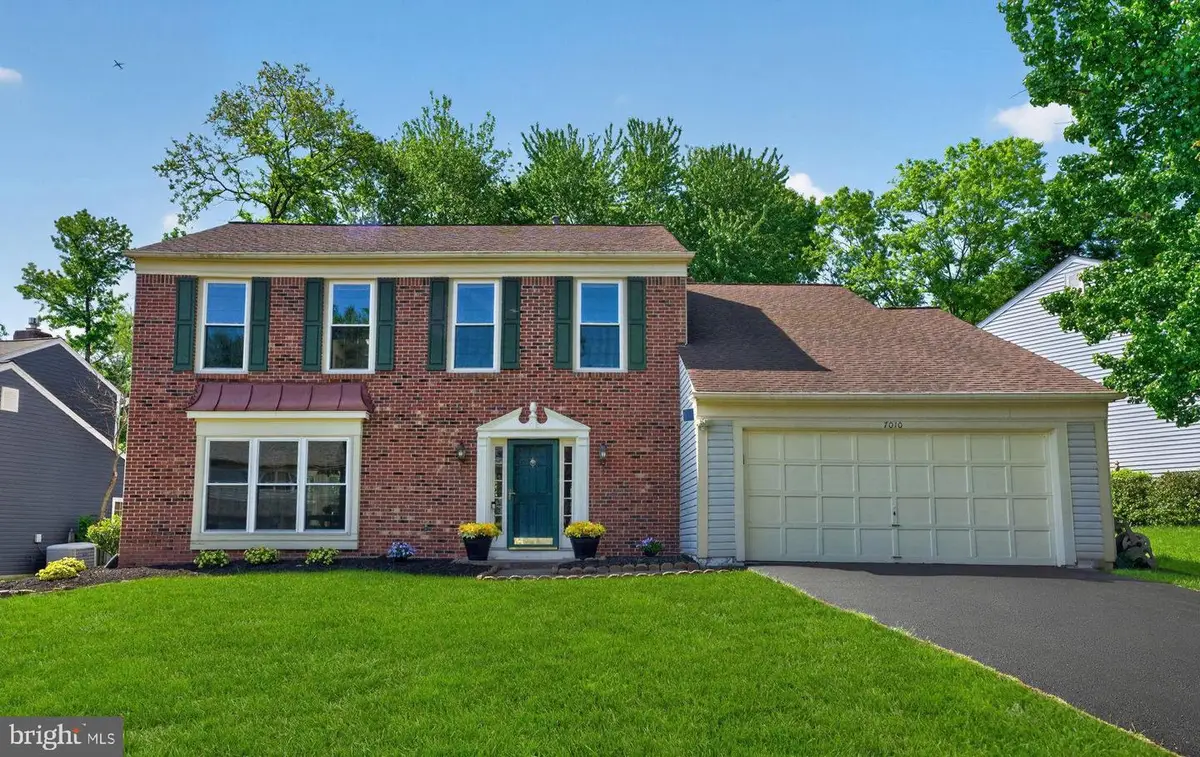 7010 Green Spring Ln, Alexandria, VA 22306 - #1